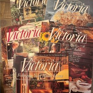 Vintage set of 5 Victoria Magazines  1993-1995​​